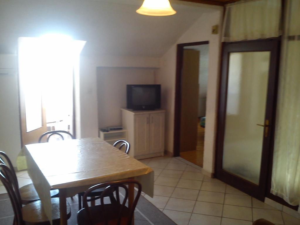 Nada Apartments Poreč Buitenkant foto