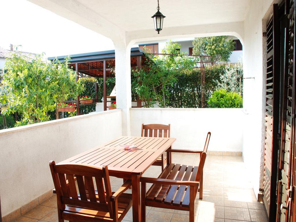 Nada Apartments Poreč Buitenkant foto