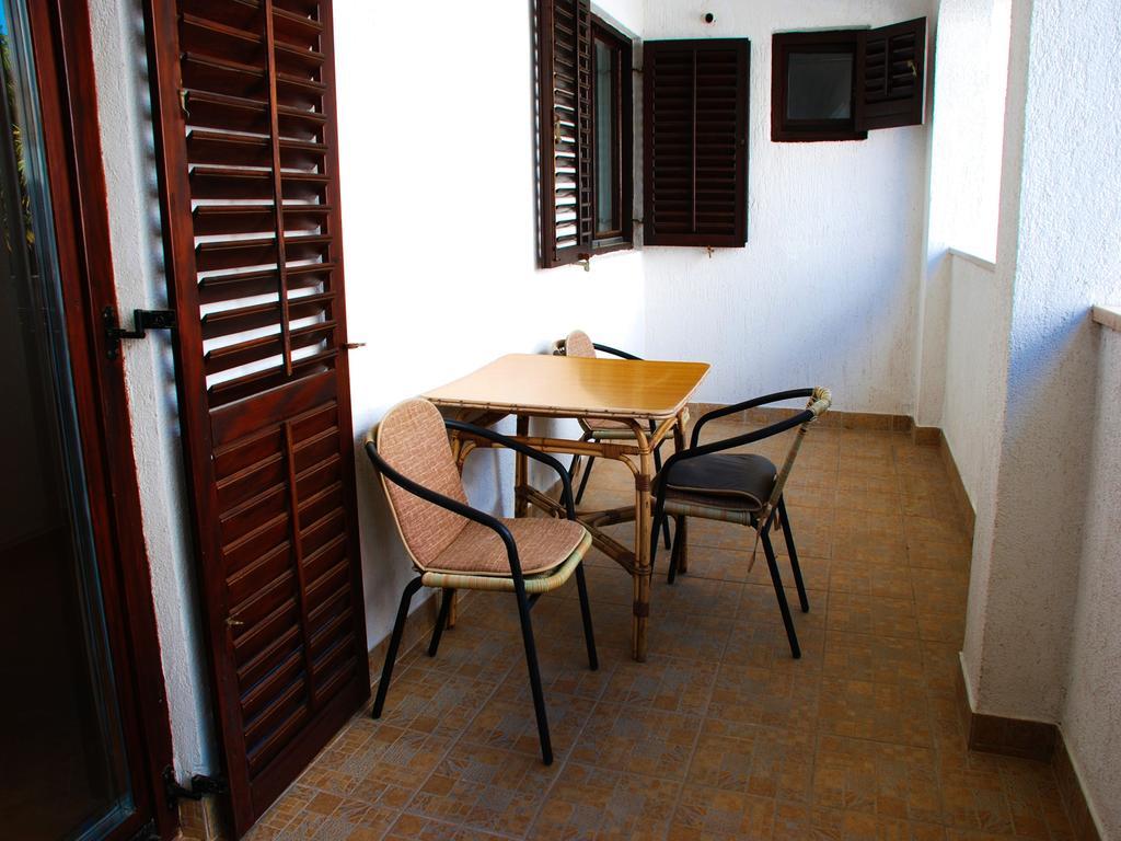 Nada Apartments Poreč Buitenkant foto