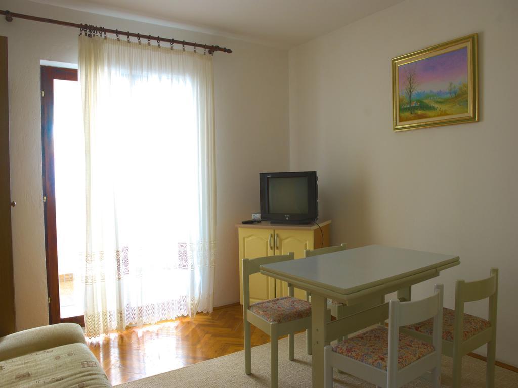 Nada Apartments Poreč Buitenkant foto