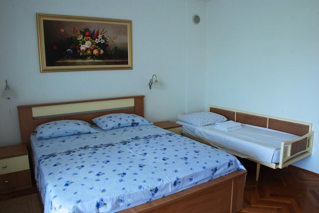 Nada Apartments Poreč Buitenkant foto