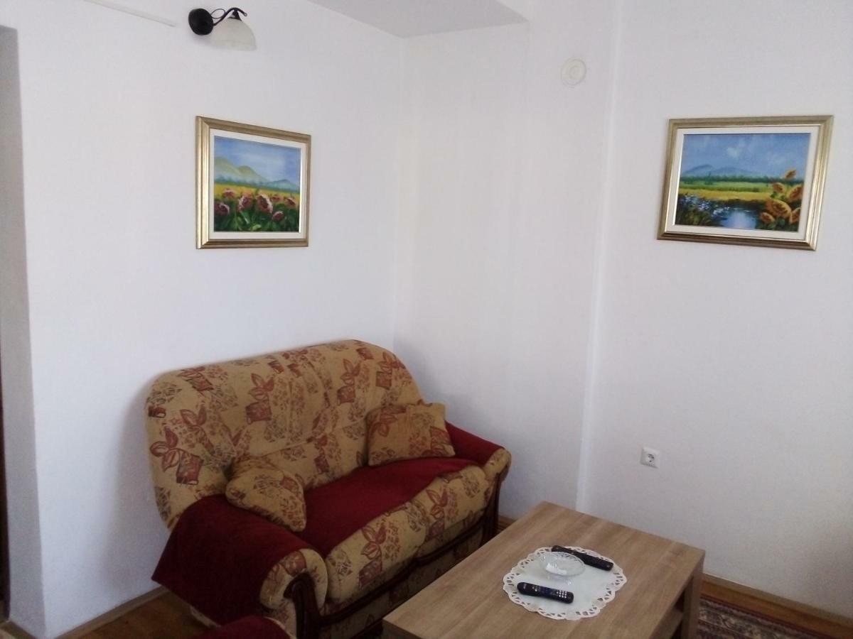 Nada Apartments Poreč Buitenkant foto