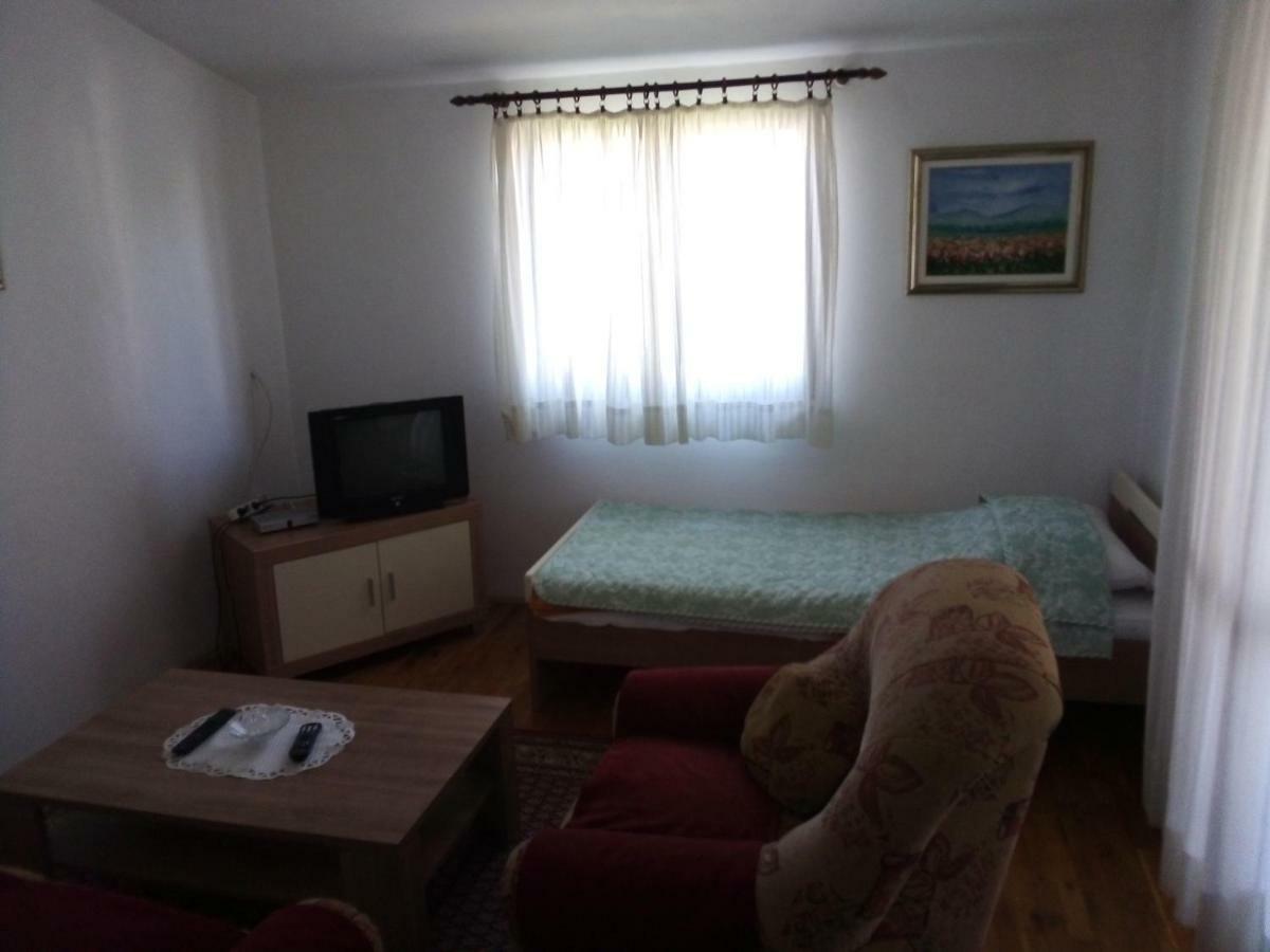 Nada Apartments Poreč Buitenkant foto